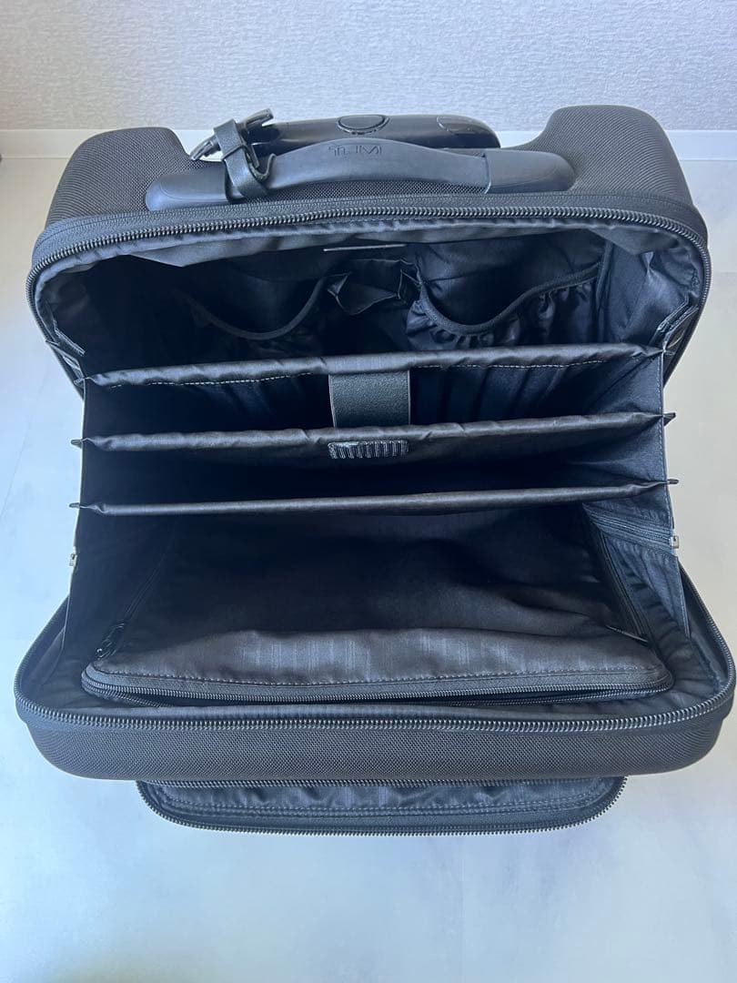TUMI トゥミ キャリーバッグ TSAロック付き
