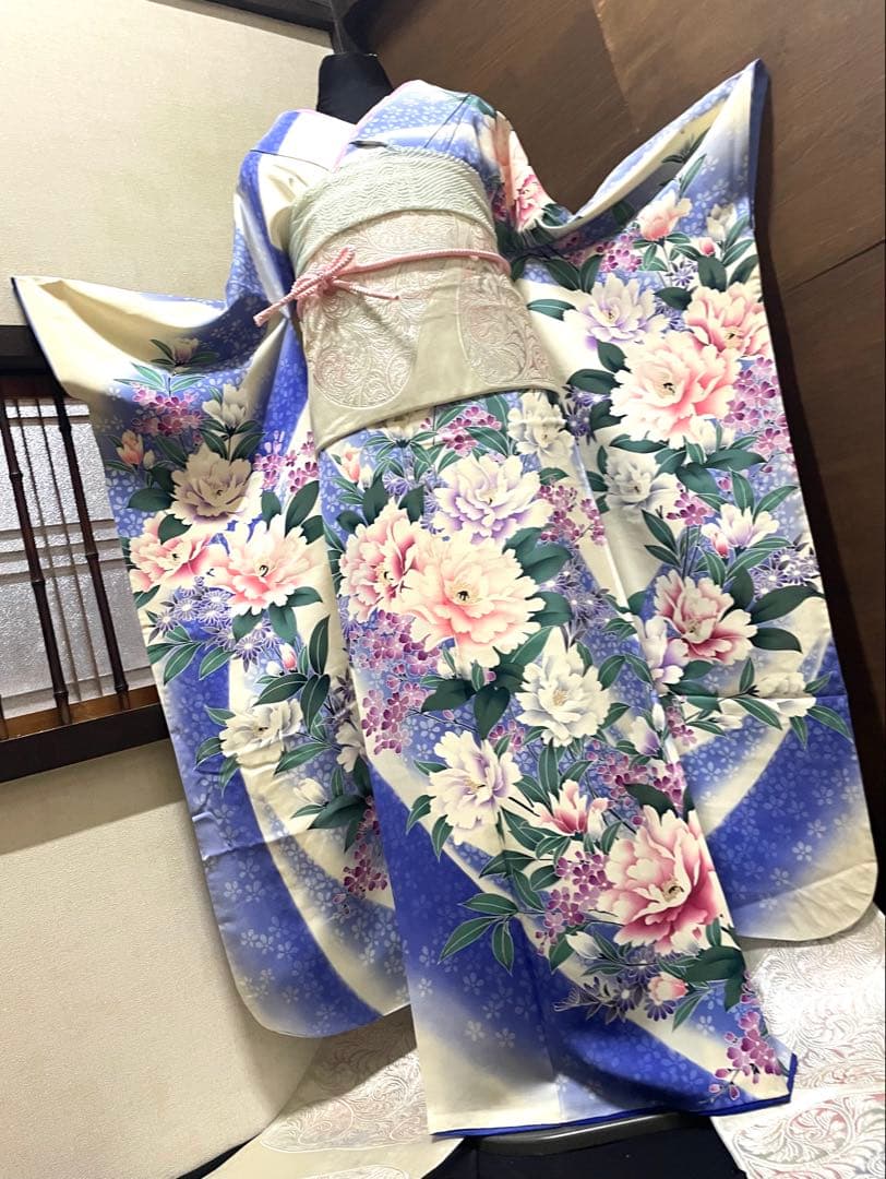 振袖 フルセット6点サイズM〜Ｌ枝花文　暈し染め　正絹