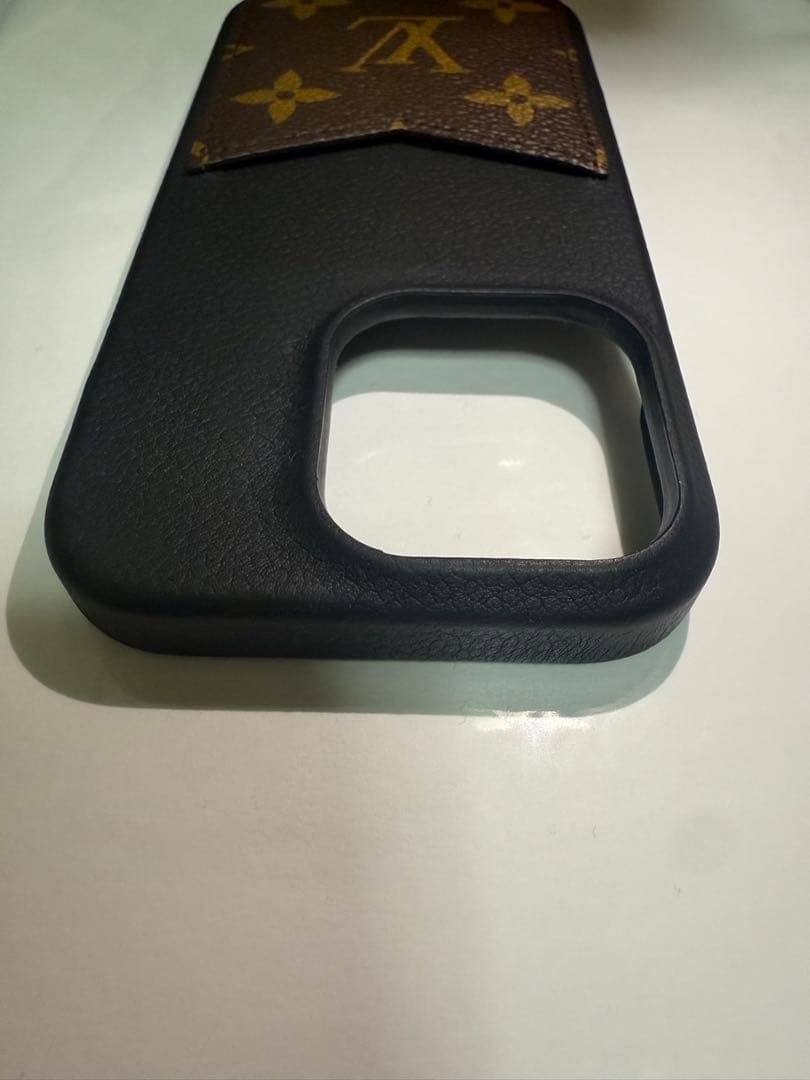 LOUIS VUITTON ルイヴィトン　iPhone 16pro ケース