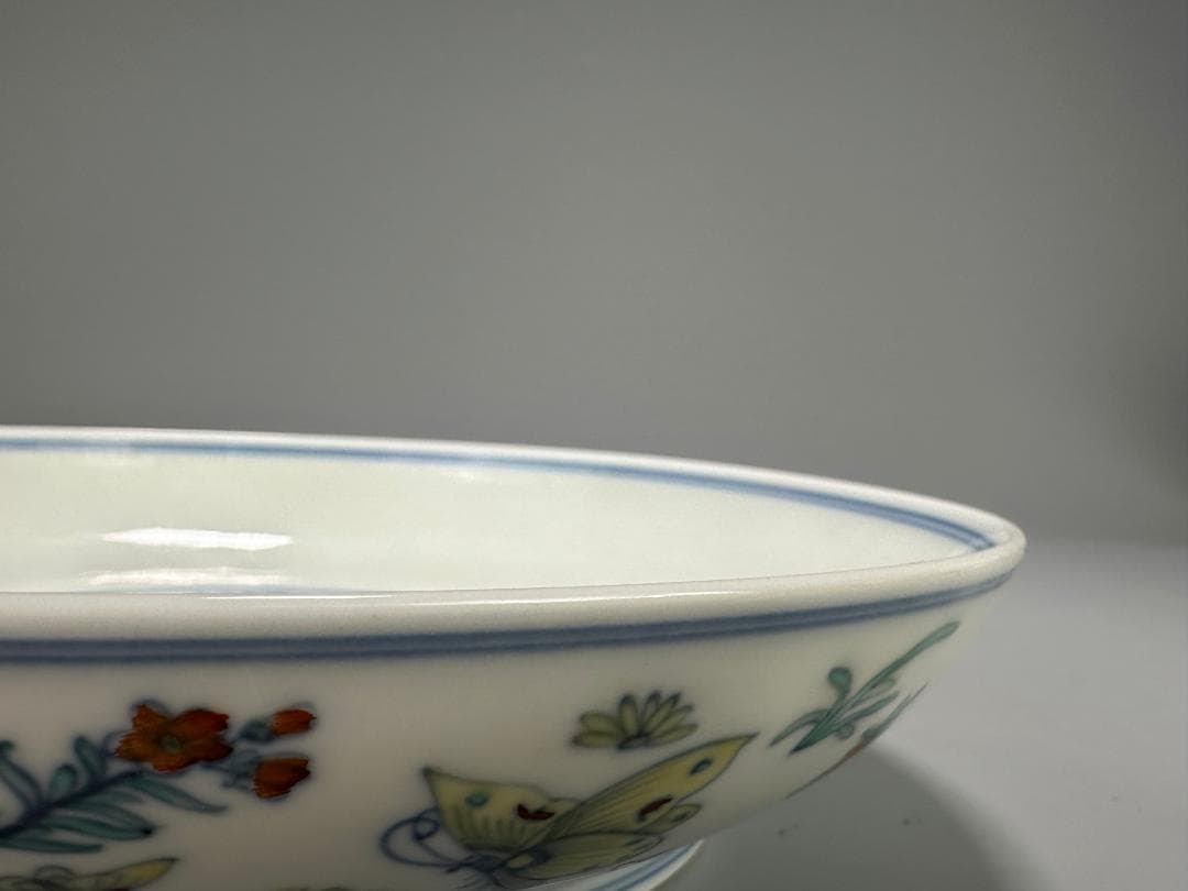 大清雍正年製　款　斗彩　豆彩　胡蝶花卉文　皿　盤　唐物