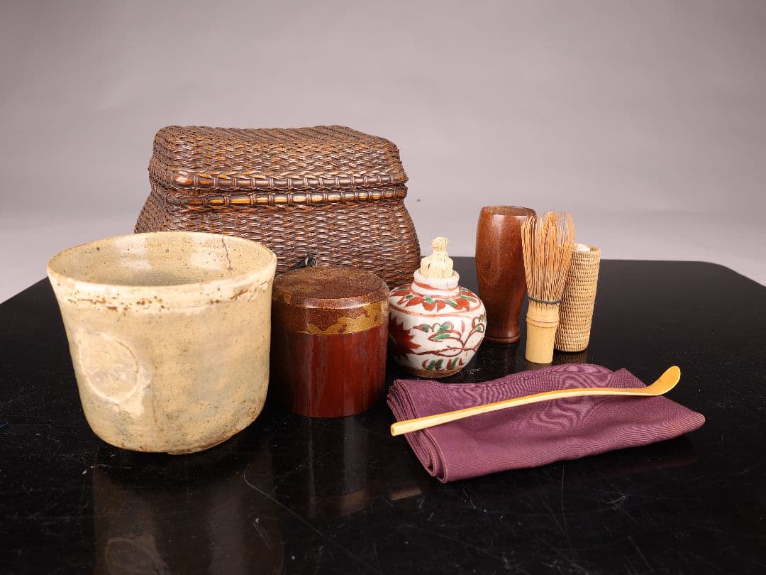 A920茶箱 一揃え 茶碗 棗 茶入 茶筅 茶筅筒 茶杓 仕覆 茶道具【】＝