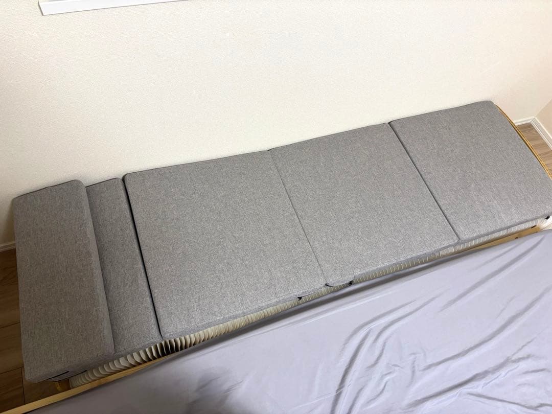 【ほぼ未使用】 伸縮式簡易ベッド セミシングル ホワイト