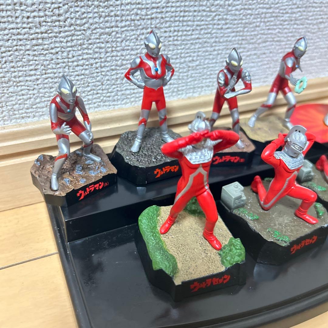 ウルトラマンシリーズ怪獣名鑑8体セット