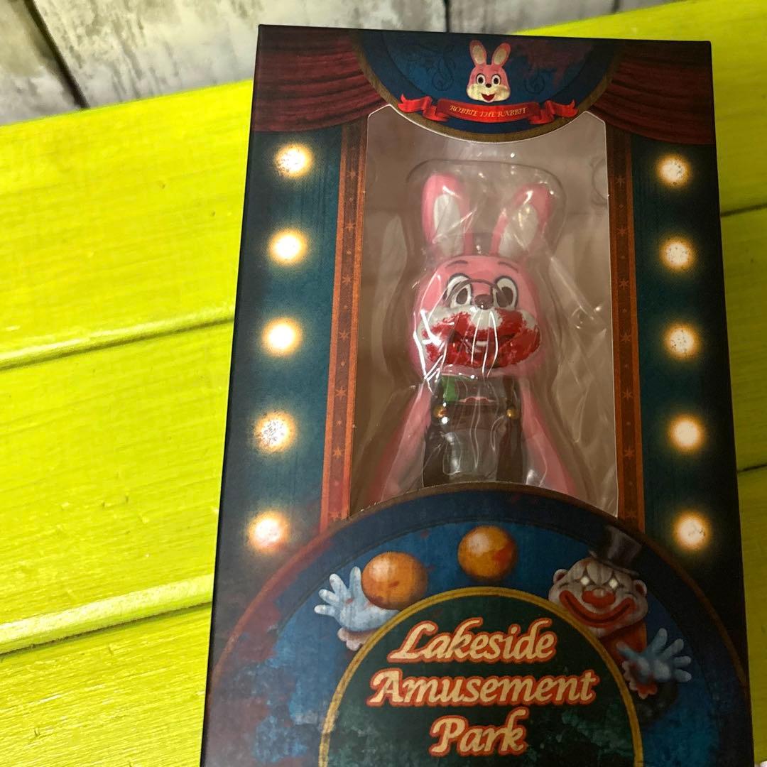 サイレントヒル　ロビー・ザ・ラビット　ミニフィギュア　ピンク・クロ