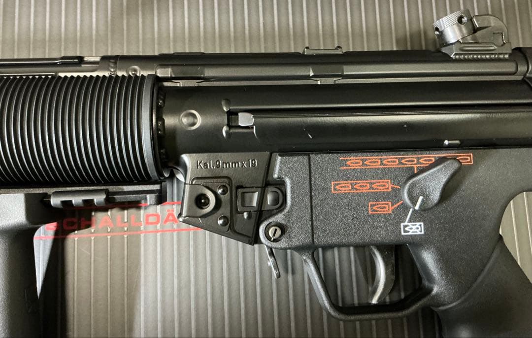 東京マルイ　次世代電動ガン　mp5sd6