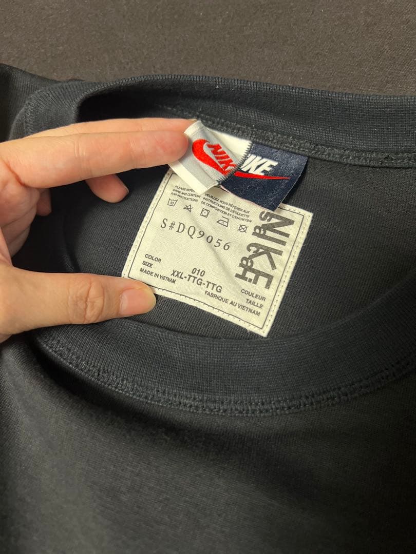 【レアサイズ！】NIKE sacai Tシャツ Short Sleeve Top