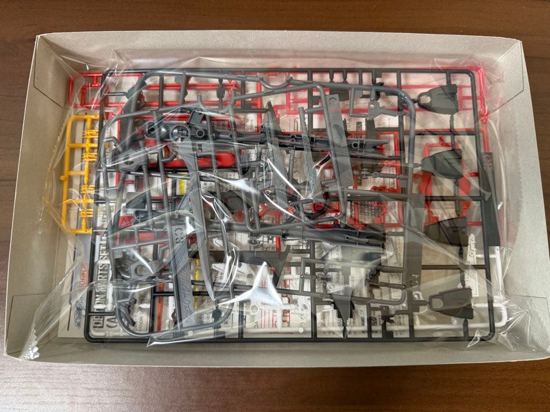 機動戦士ガンダムSEED DESTINY、FREEDOM のHGガンプラセット