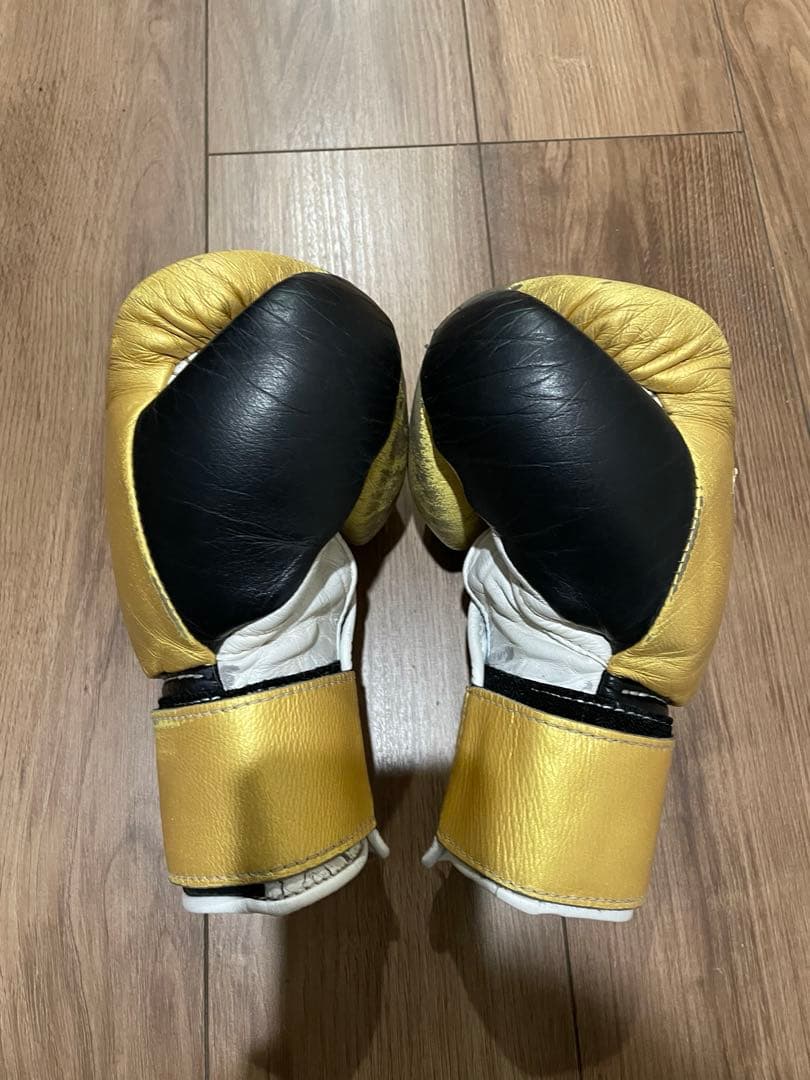 ニシムラ様、専用　⭐︎winning 8ozグローブ　黒金⭐︎