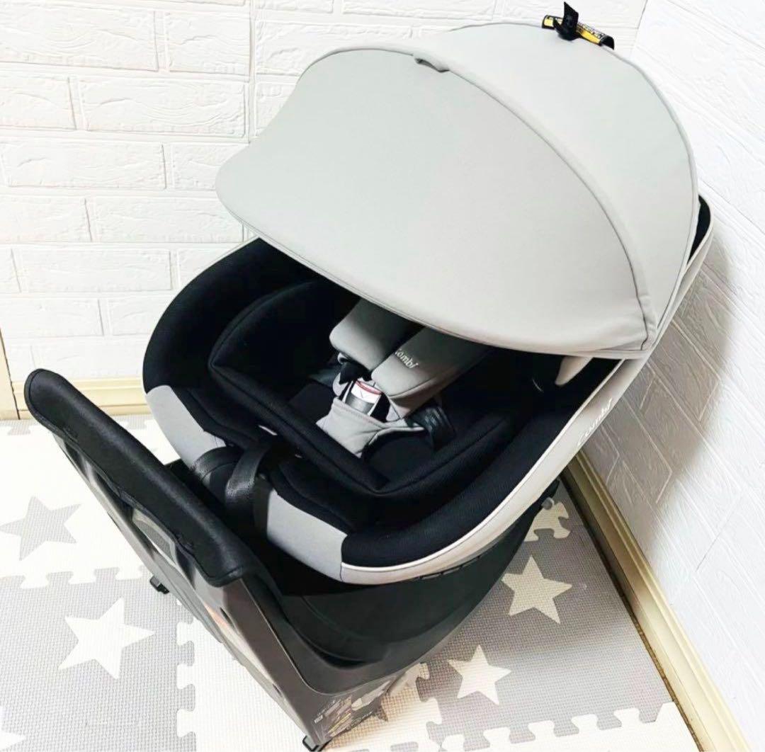 ✨ほぼ新品✨コンビチャイルドシート クルムーヴスマート Light isofix