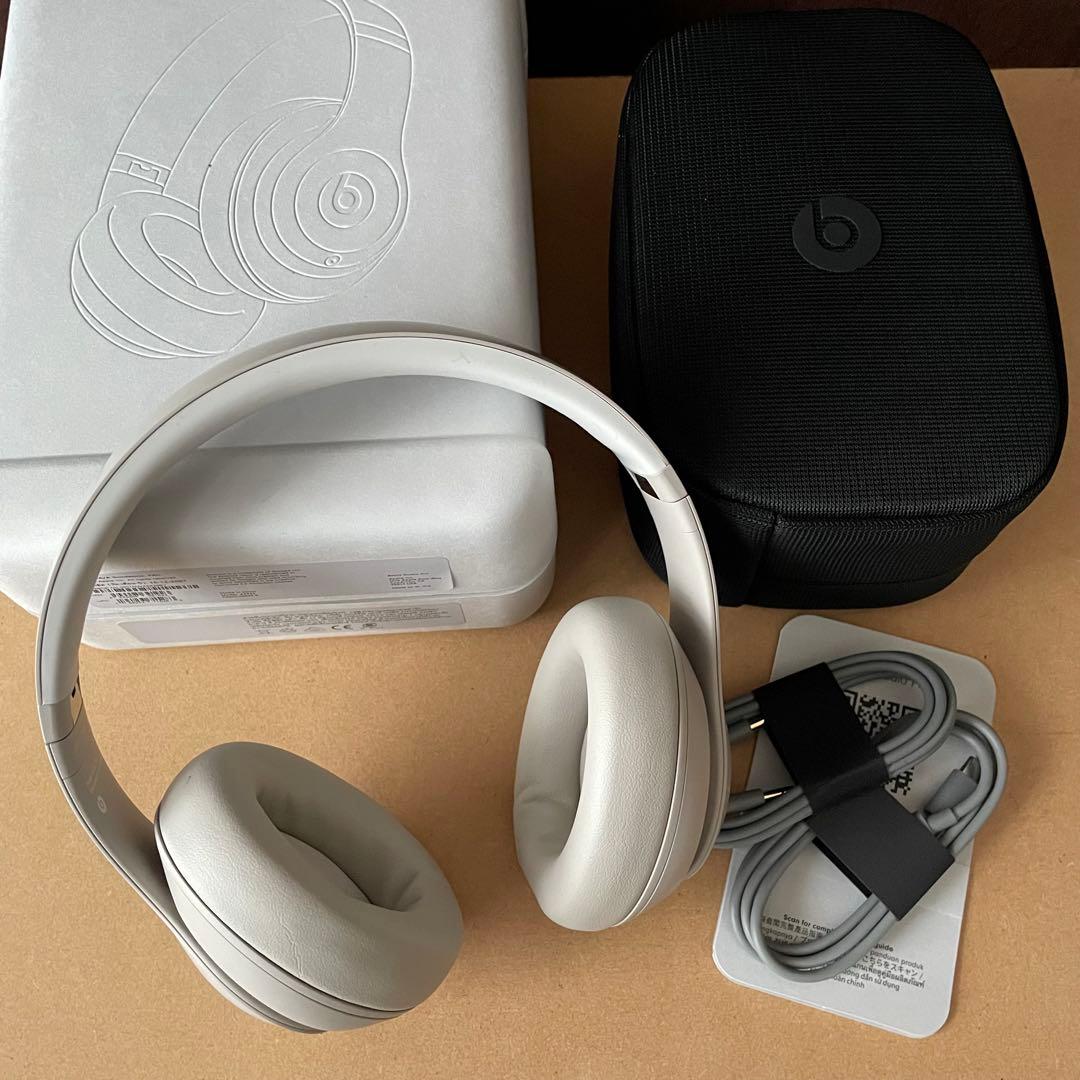 Beats Studio Pro サンドストーン ビーツ ヘッドホン