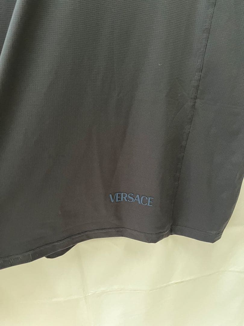 新品未使用！タグ付　定価4.1万 伊製 ヴェルサーチェ ノースリーブシャツ　3