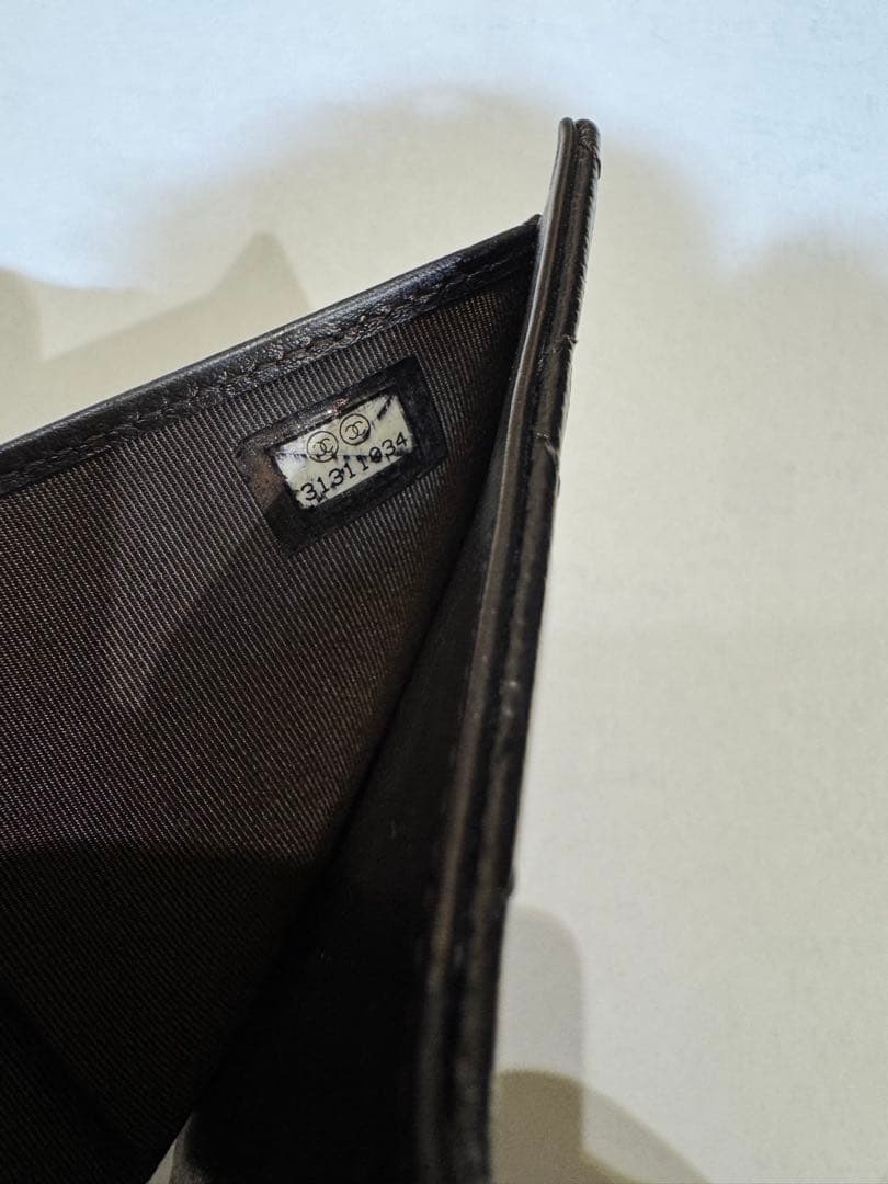 CHANEL シャネル　マトラッセ 黒 キャビアスキン 三つ折り財布