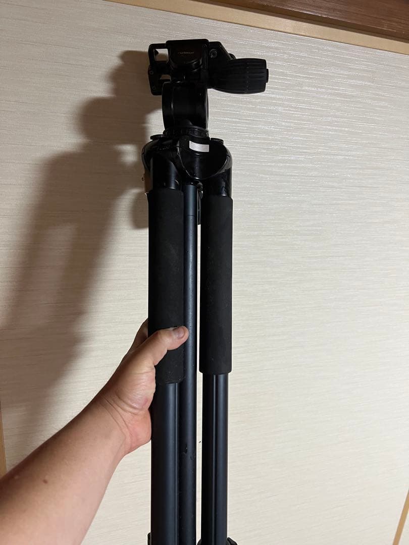 Canom 5DＭarkⅣ レンズ付属品あり充電器、脚立と充電池1つ付き