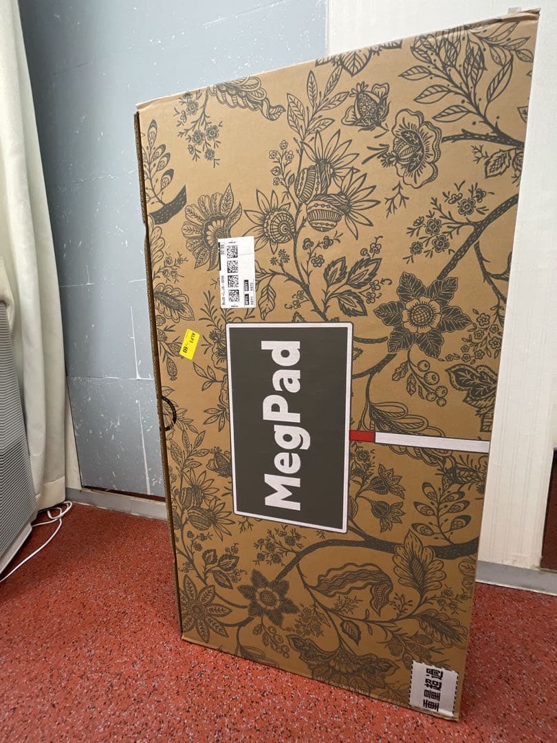 KTC MegPad 32\" 4K UHD スマートモニター 本体