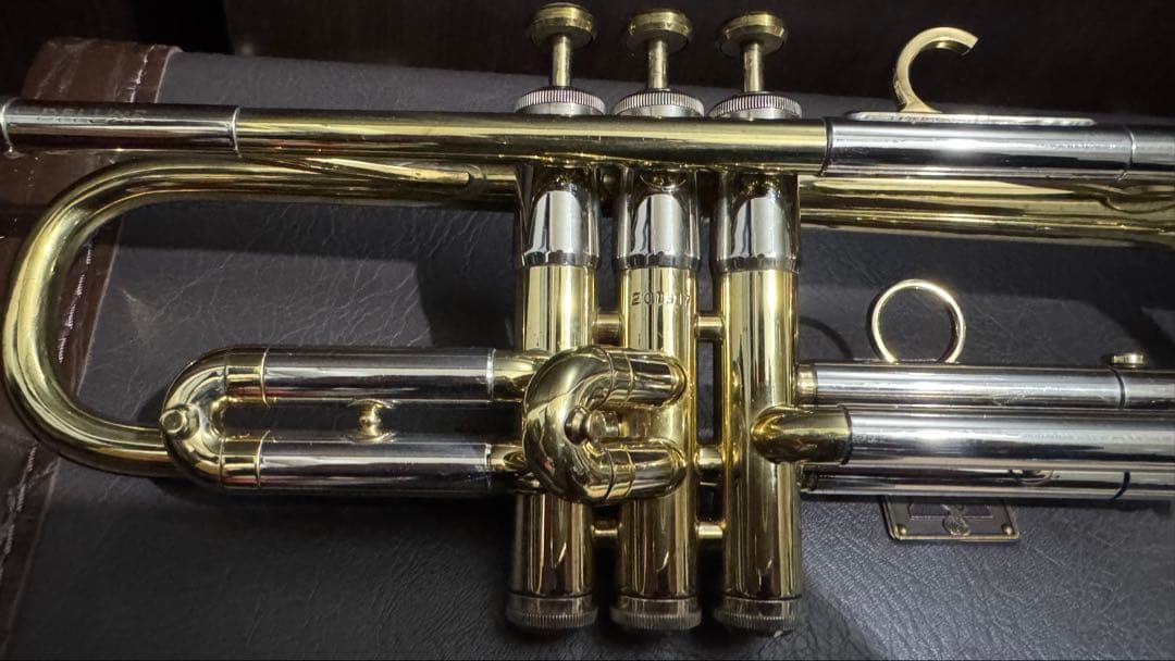 Martin committee Trumpet 1957年彫刻 マーチンMボア