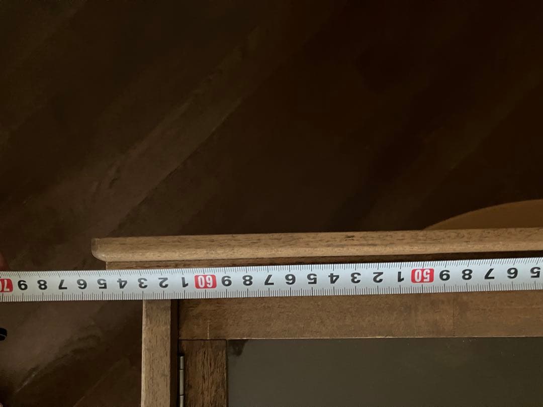 木製壁掛け棚 ガラス扉付き