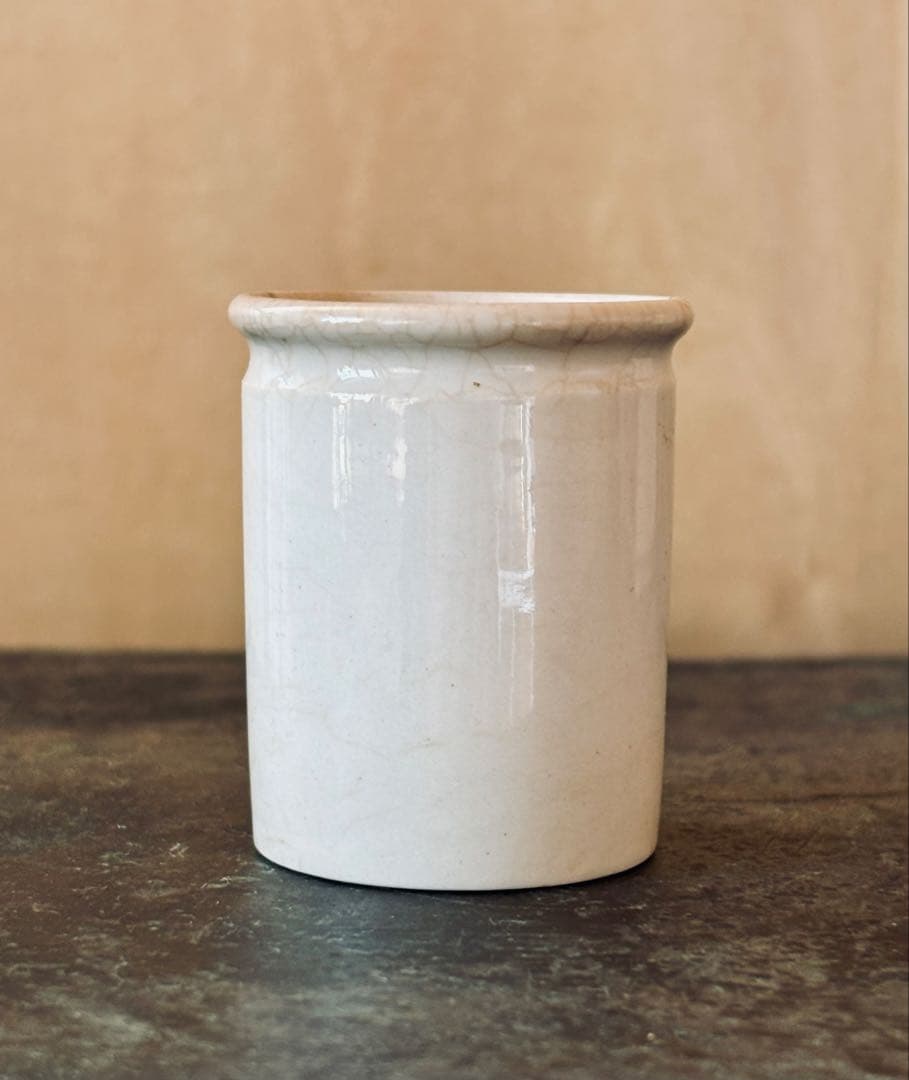 フランスアンティーク 19世紀の陶器 サーギュミヌ窯 4.9cm高さ