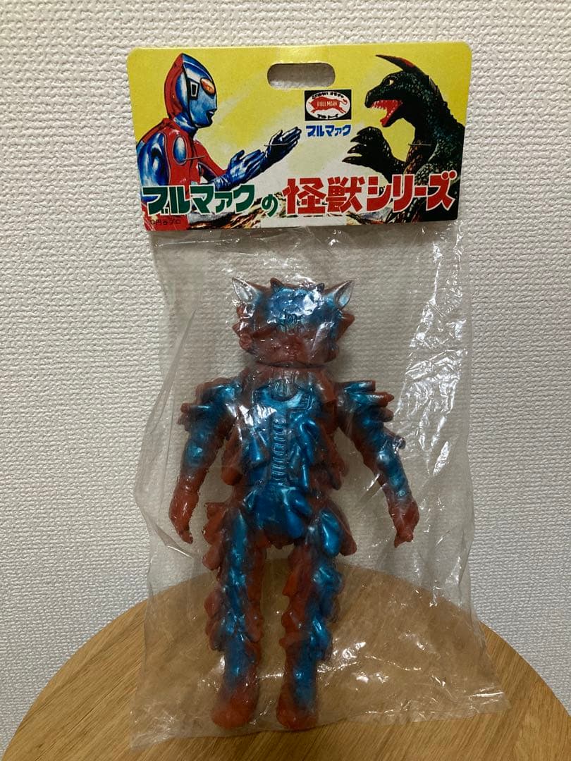 ブルマァク　復刻版怪獣シリーズ　プラチク星人【未開封】