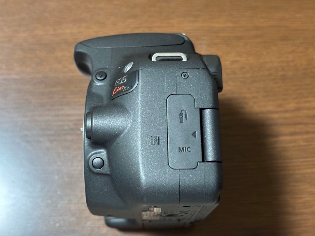 Canon EOS Kiss X9 レンズキット 動作確認済 美品 一部難あり