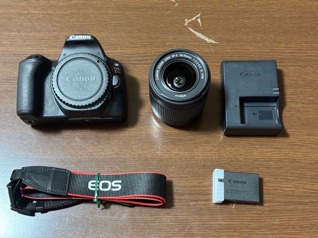 Canon EOS Kiss X9 レンズキット 動作確認済 美品 一部難あり