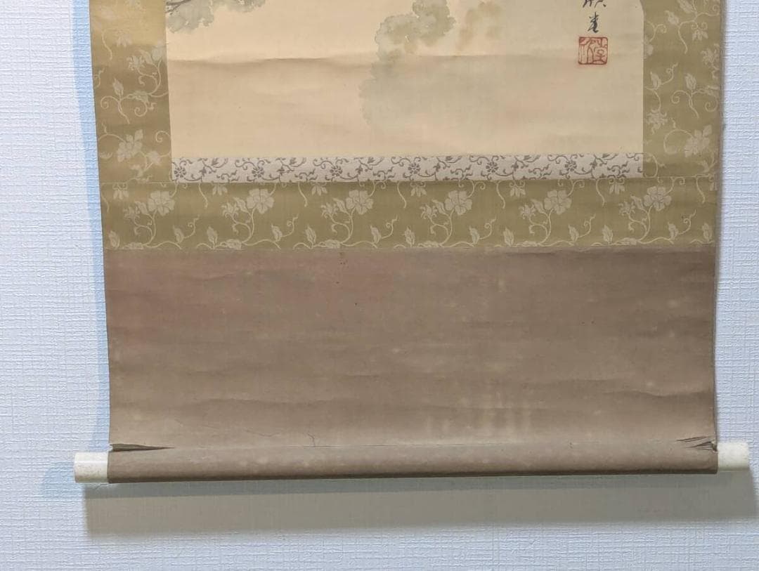 【真作】掛軸　滝景山水図　水墨美と彩色の調和　涼を呼ぶ掛物　合箱入　T195