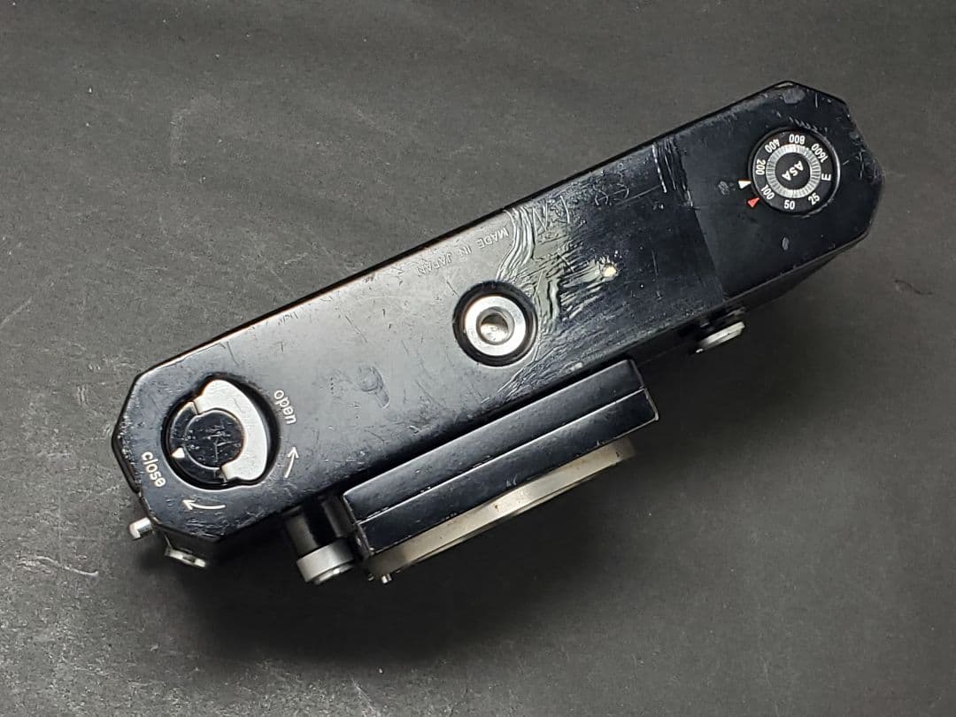 完動品程度並み　Nikon 一眼レフカメラ 50mm f/1.4レンズ付