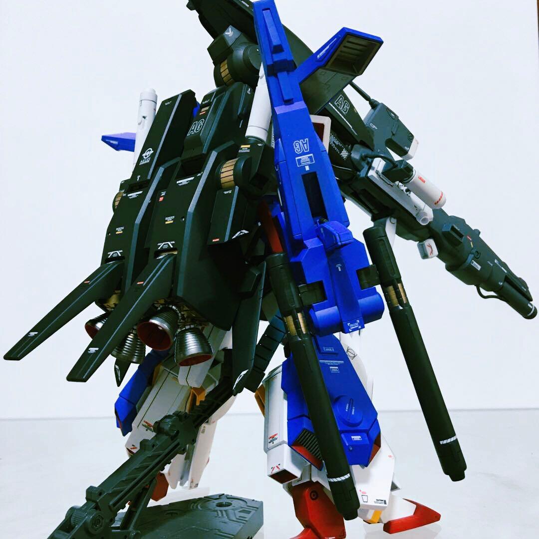 ガンプラ 完成品 1/100 MG フルアーマー ZZ ガンダム