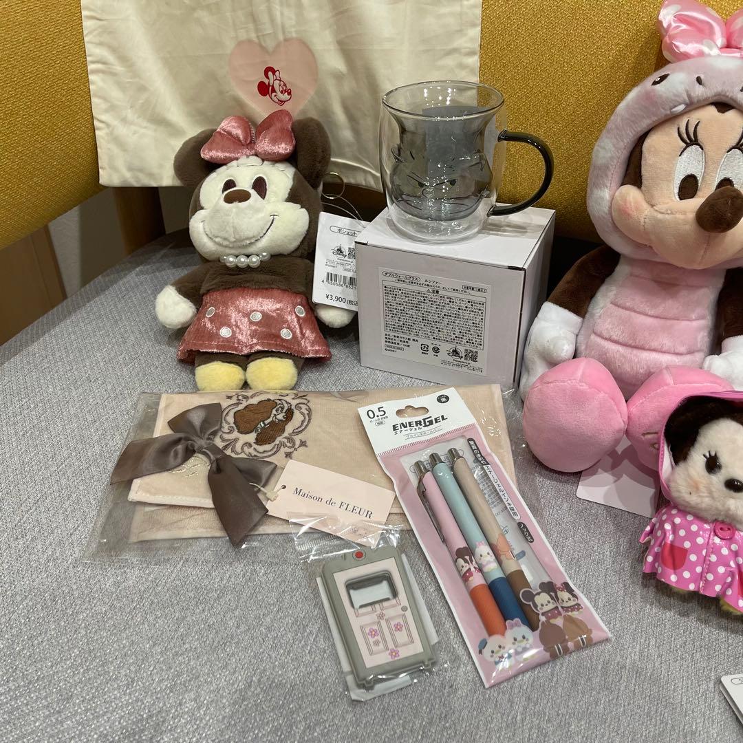 F★ディズニーストア★ラッキーバッグ★19点まとめ売り★ぬいぐるみ★バックパック