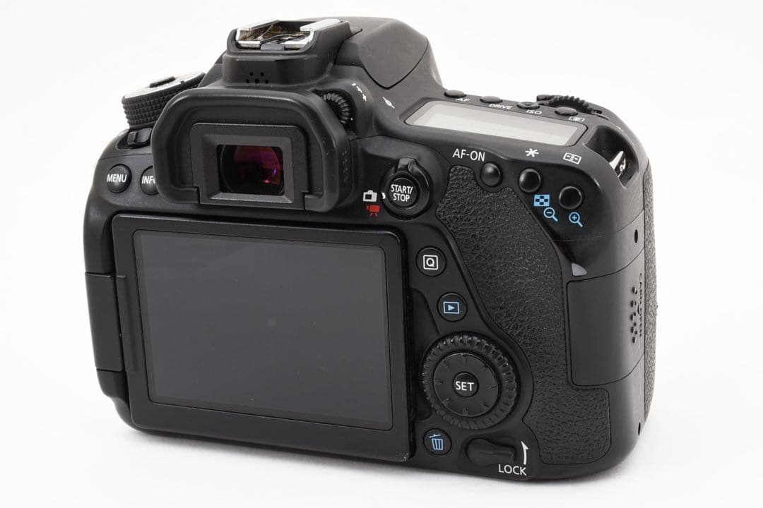 デジタル一眼レフカメラ/Canon EOS 80D標準レンズセット