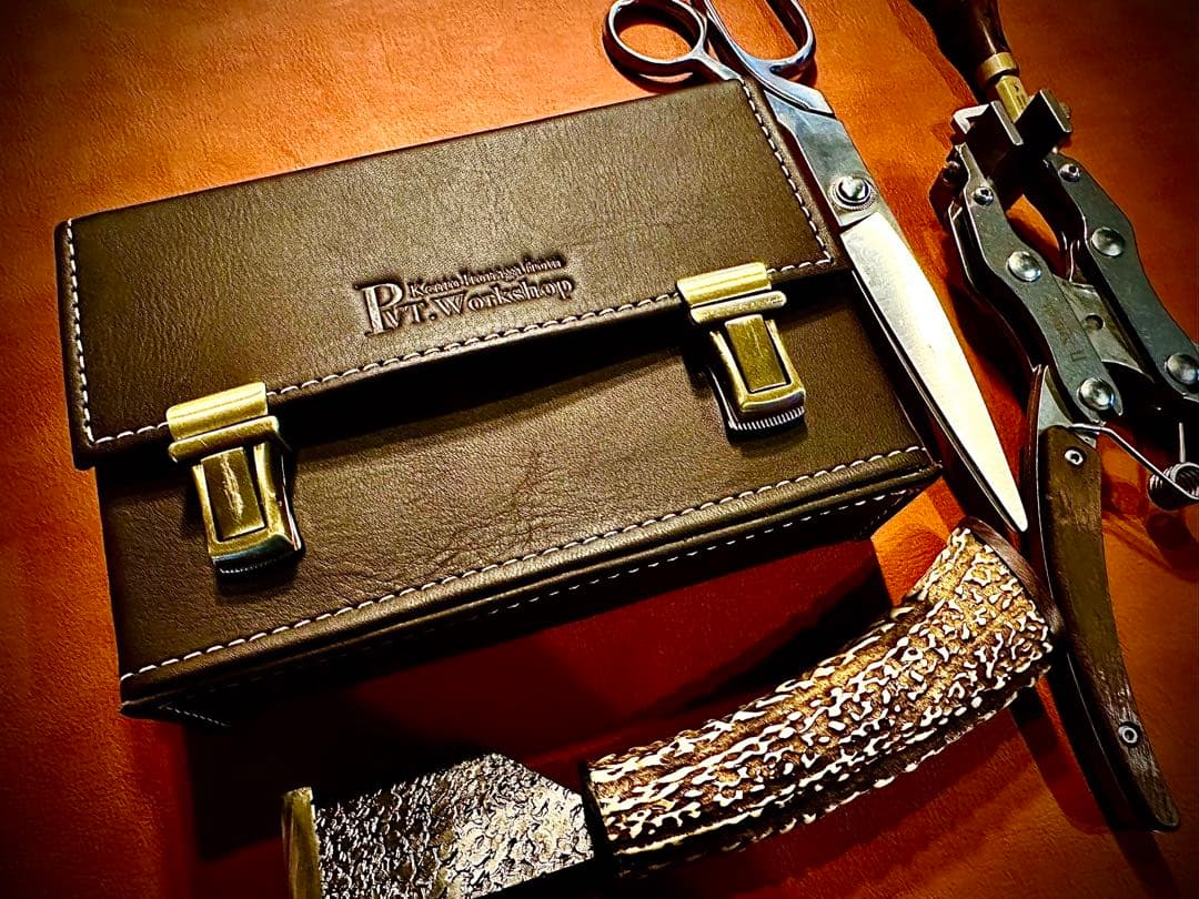 月末SALE!Pvt.Workshop極 本革デッキケース　ダークブラウン