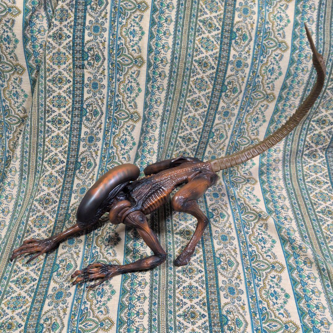 ドッグエイリアン　ツクダホビー