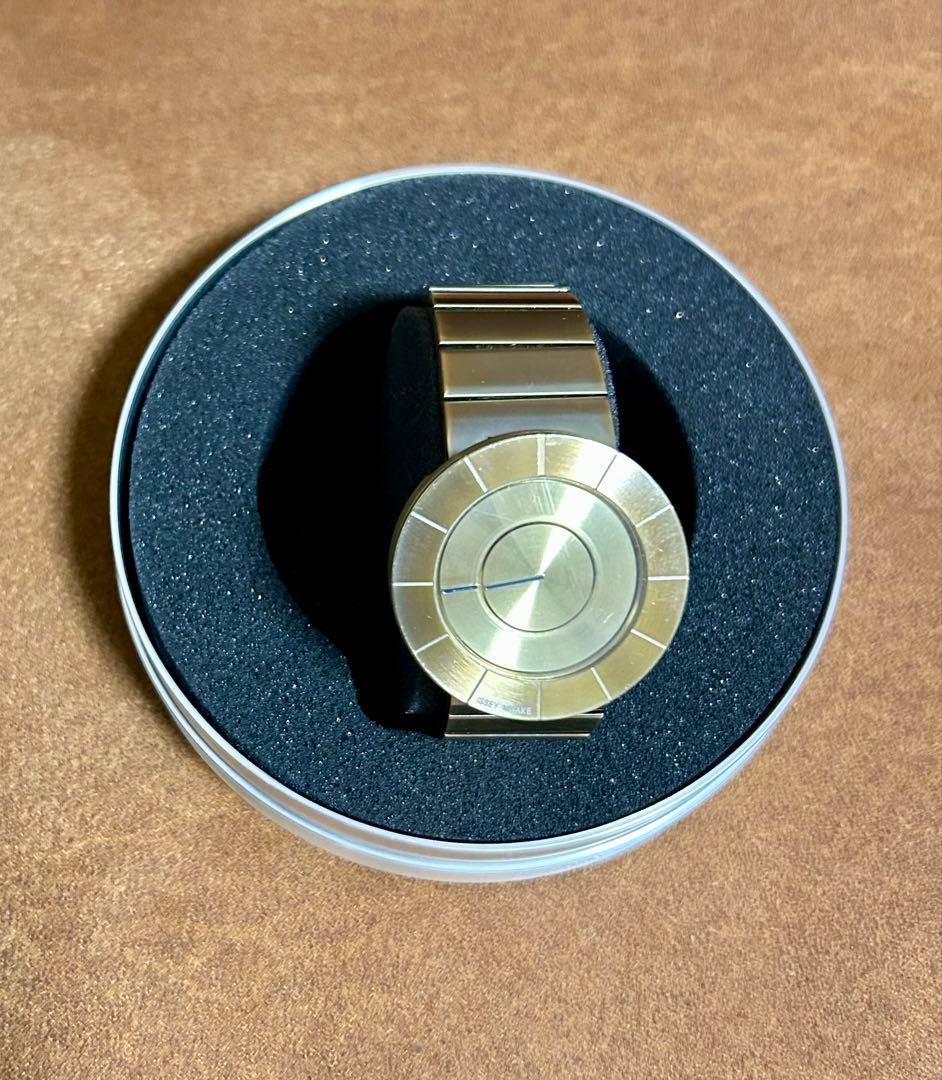 【ISSEY MIYAKEイッセイミヤケ】希少 TO ゴールド　腕時計　電池切れ