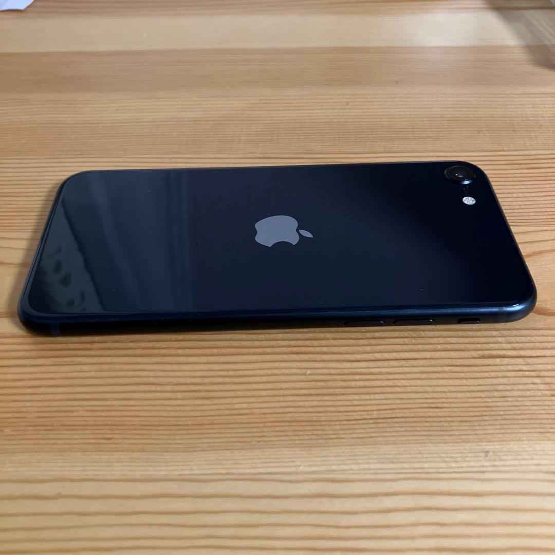 iPhone SE3 128GB ミッドナイト