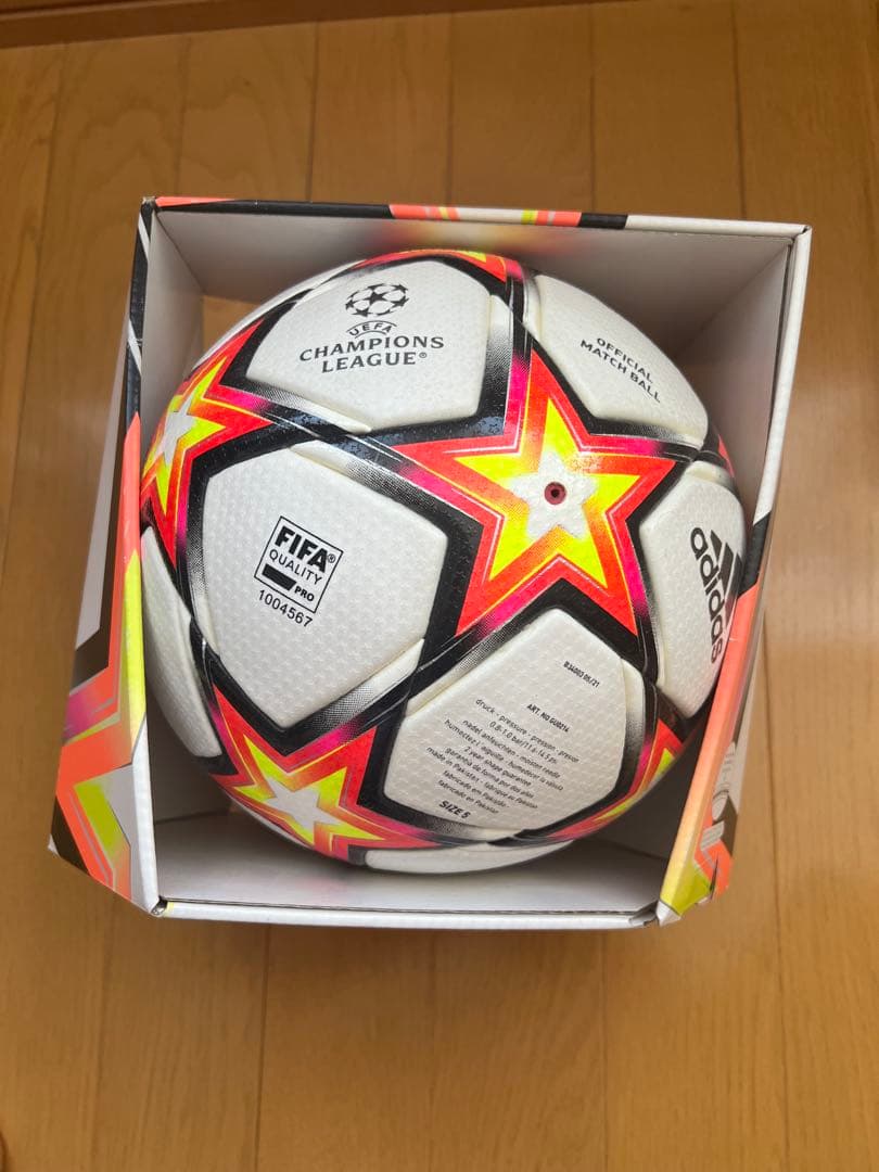 アディダスサッカーボール5号球フィナーレ ２１－２２リーグプロ国際公認球 試合球