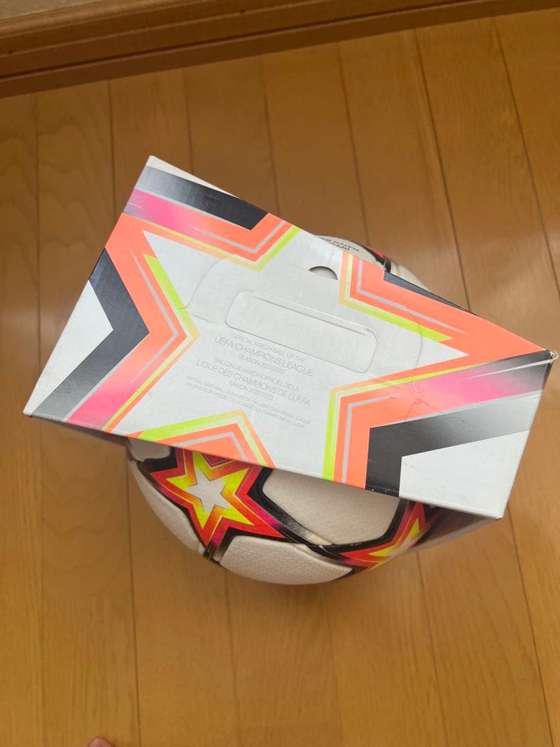 アディダスサッカーボール5号球フィナーレ ２１－２２リーグプロ国際公認球 試合球