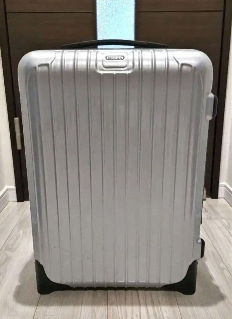リモワ　サルサ　機内持ち込み　TSAダイヤルロック搭載　2輪　32L