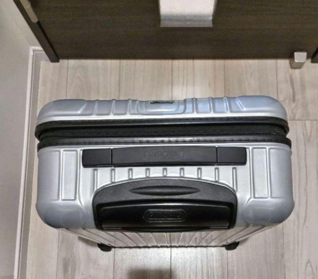 リモワ　サルサ　機内持ち込み　TSAダイヤルロック搭載　2輪　32L