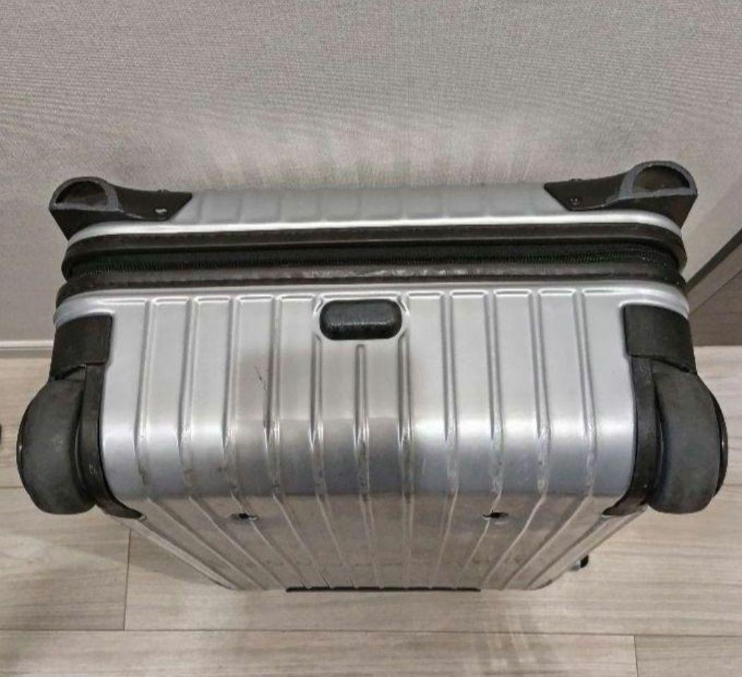 リモワ　サルサ　機内持ち込み　TSAダイヤルロック搭載　2輪　32L