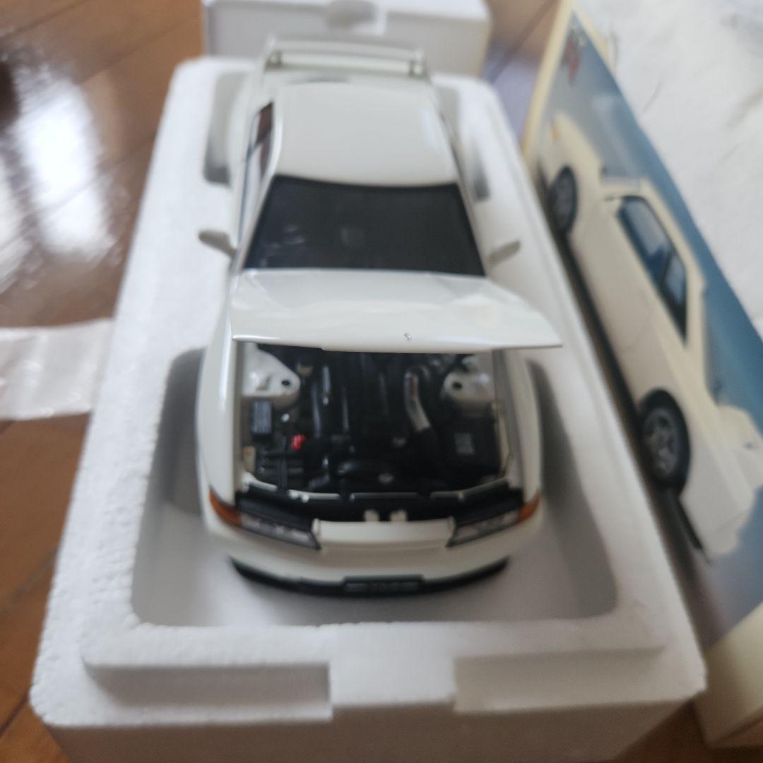 ミニカー NISSAN SKYLINE GT-R (R32) 1/18 AUTOart