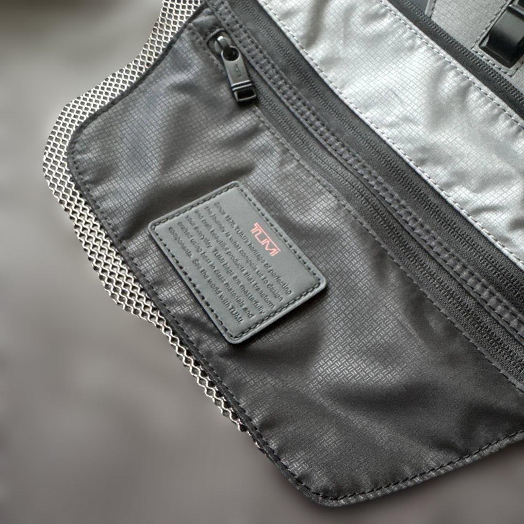 トゥミ TUMI キャリーケース エクスパンダブル 黒 アルファ3