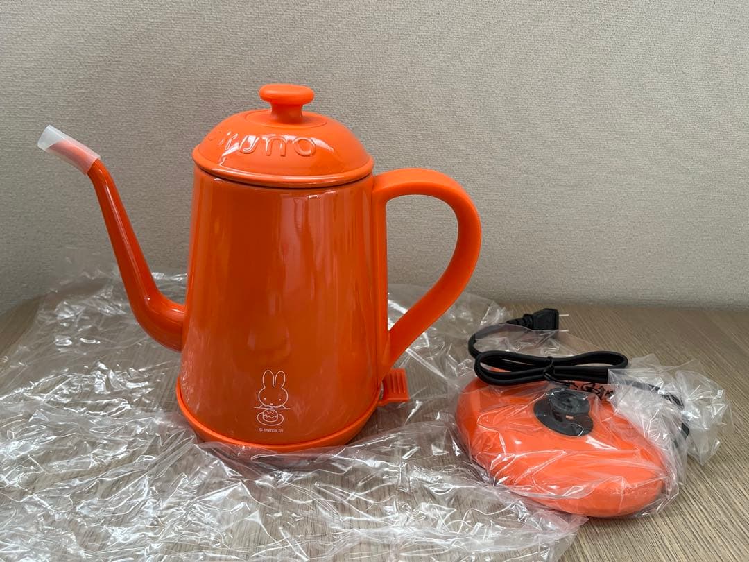 ❤︎miffy STAINLESS DAILY KETTLE、ケース付きしゃもじ