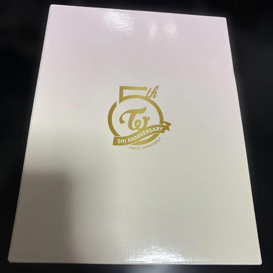 TWICE 5周年記念 ゴールドディスク風アクリルスタンド