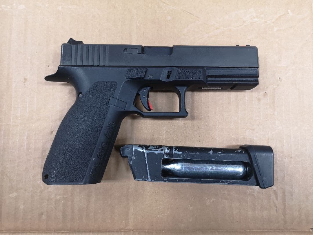 あ*ー様 カーボネイト　ストライカー9