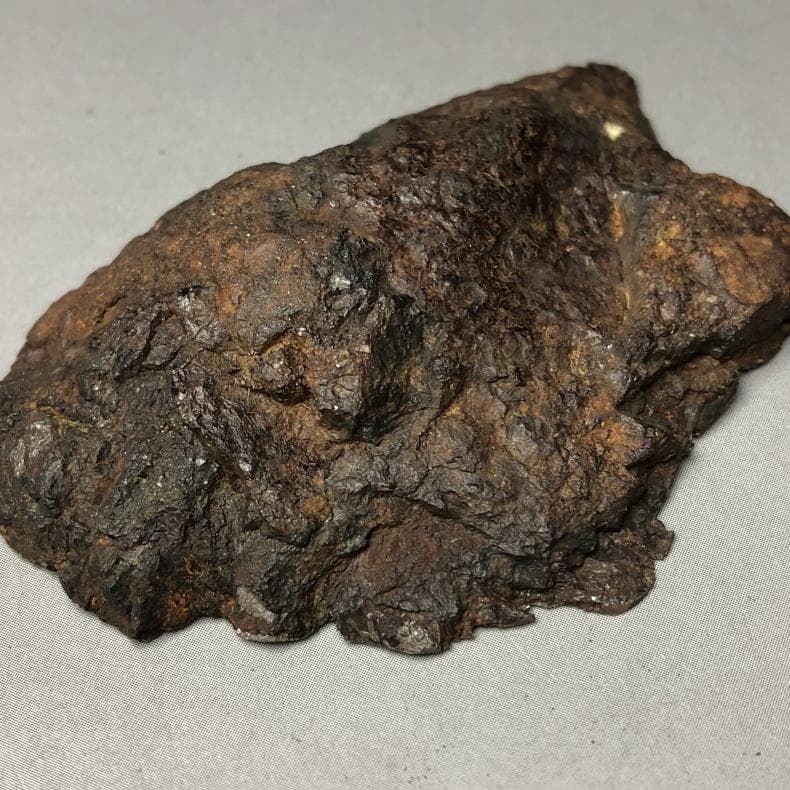 n*4様 隕石 鉄隕石　アルタイ隕石　原石　重さ約69ｇ