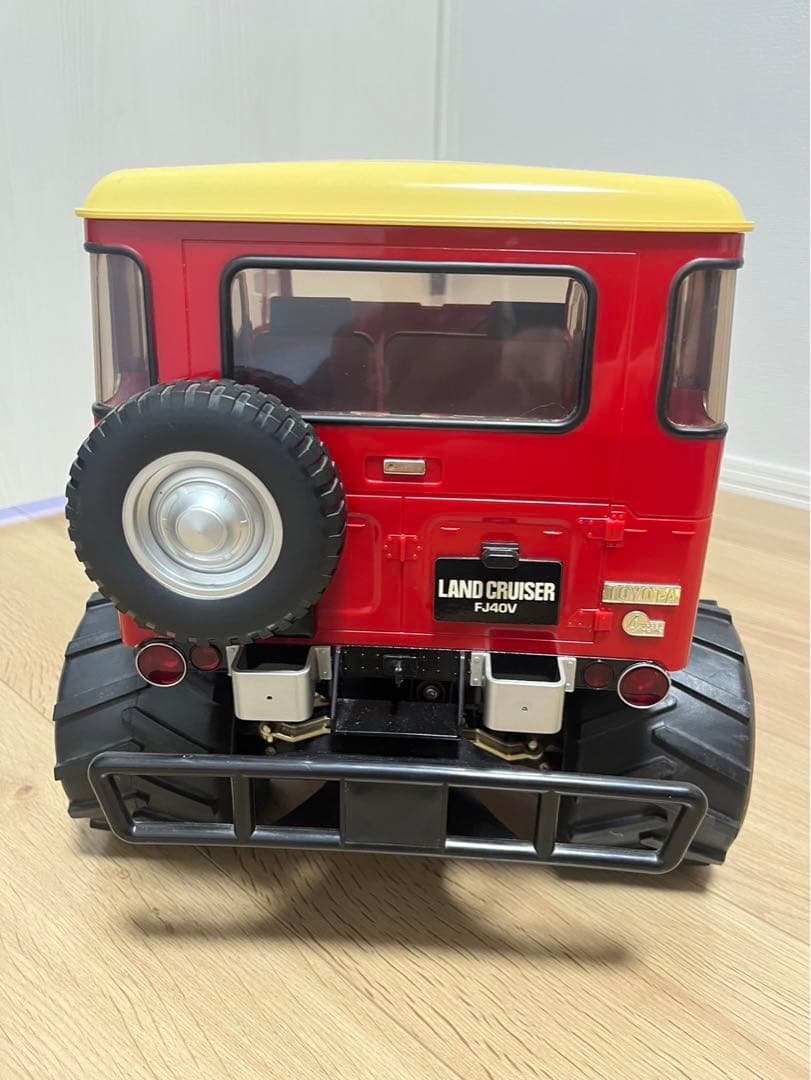 アオシマ　ランドクルーザーFJ40ラジコン