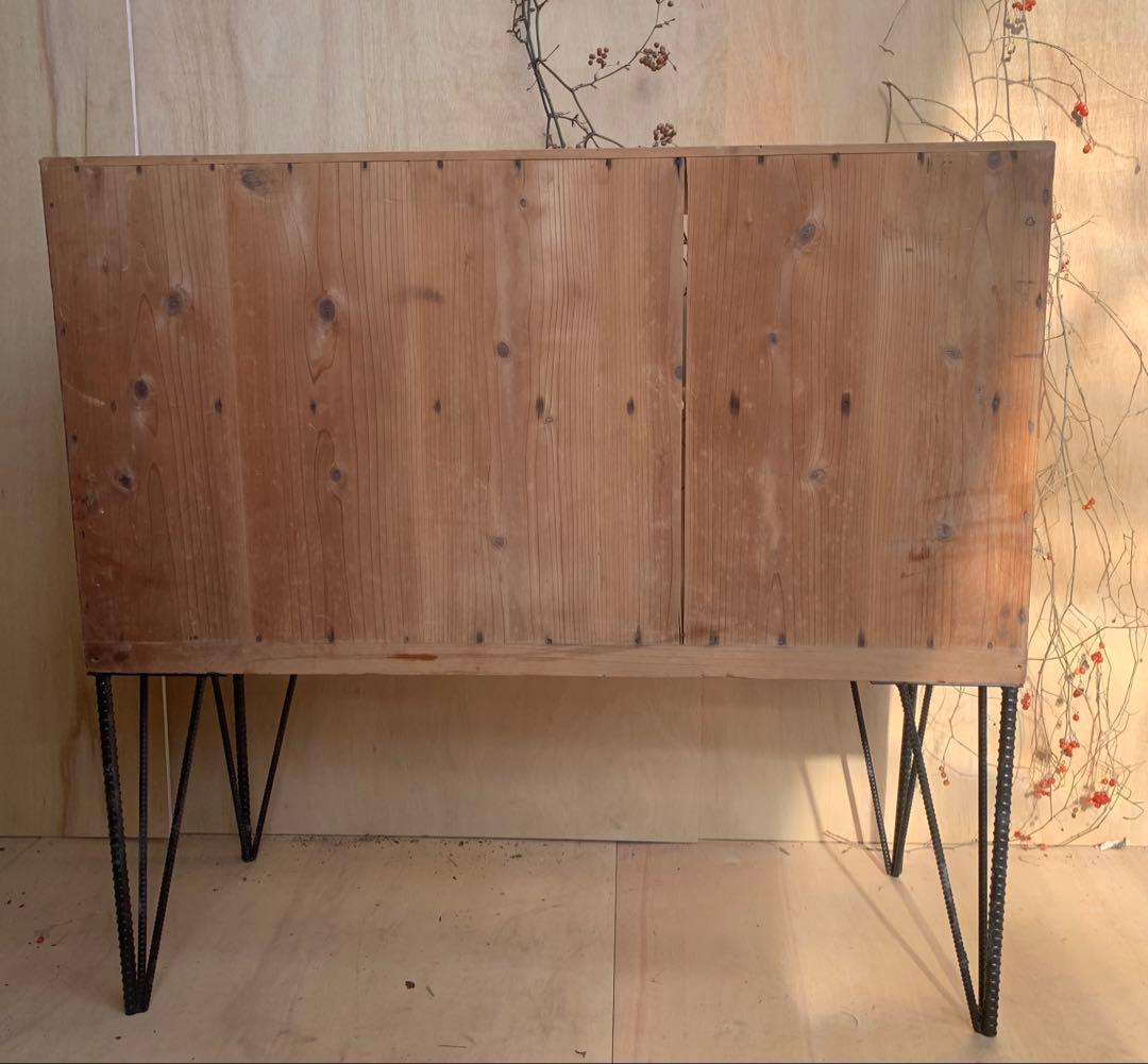 古家具アイアンレッグ4段トレーチェストネームプレート引手　収納陳列棚アンティーク