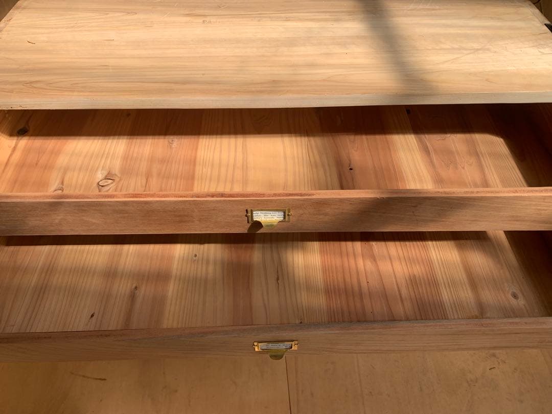 古家具アイアンレッグ4段トレーチェストネームプレート引手　収納陳列棚アンティーク