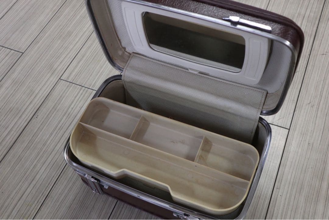 アメリカン　ヴィンテージ　家具　ツールボックス　メイクボックス　ブラウン