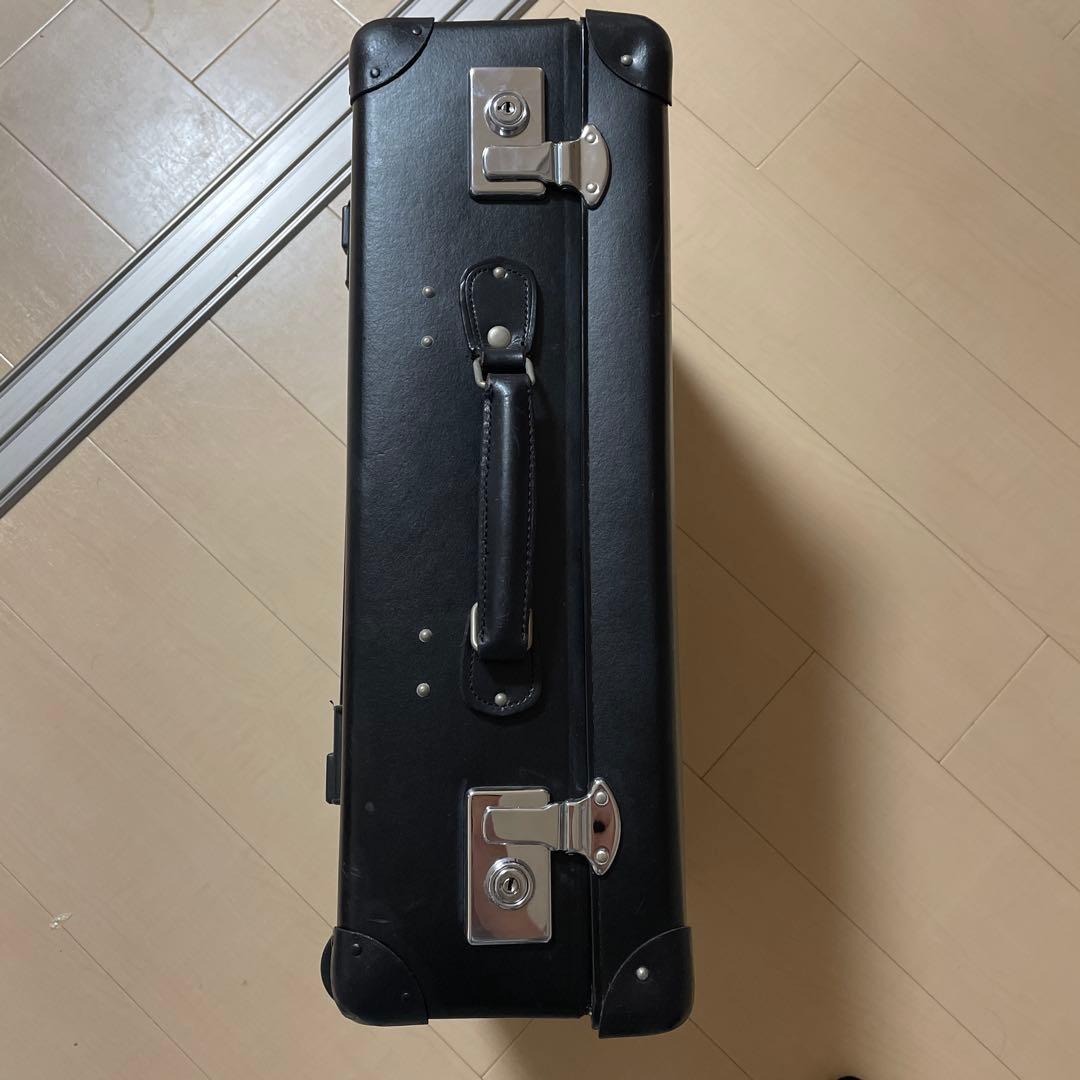 ［美品］グローブトロッター　オリジナル　キャリーケース　ベルト付　機内持ち込み