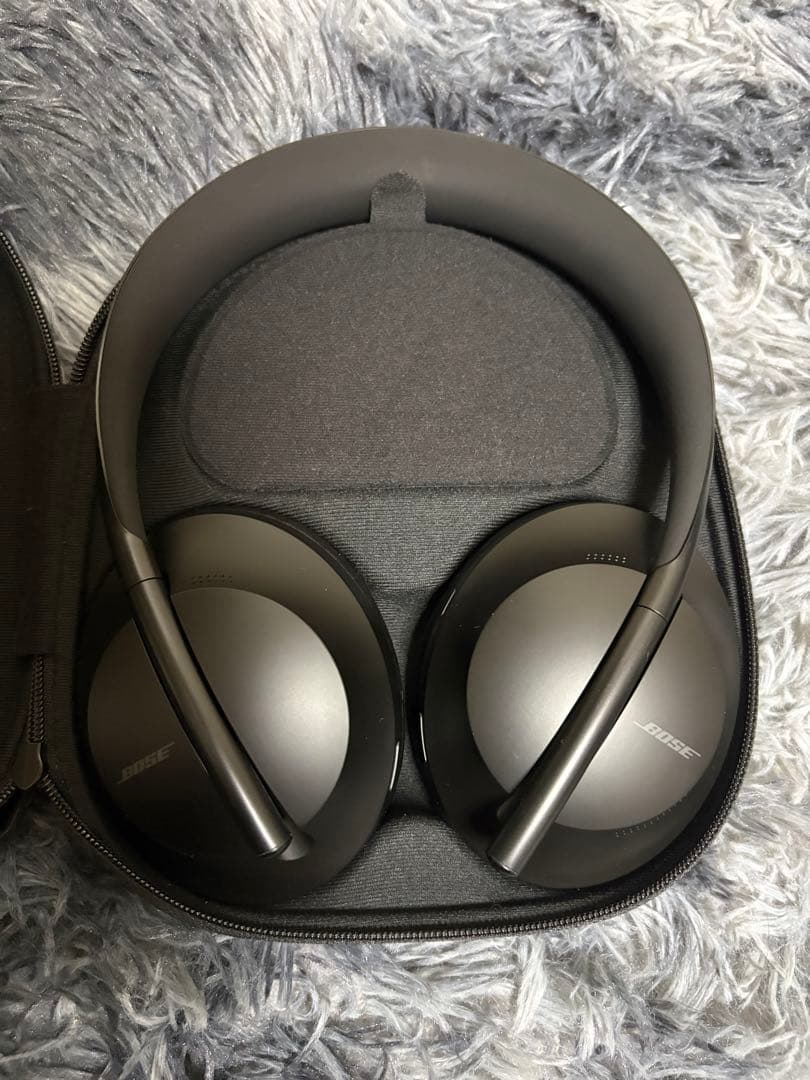 ヘッドホン Noise Cancelling Headphones 700